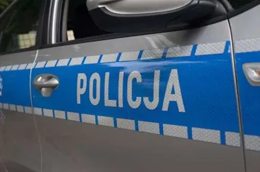 Pokazywała obrączki, wspólnik odwracał uwagę. Kradli w lombardach